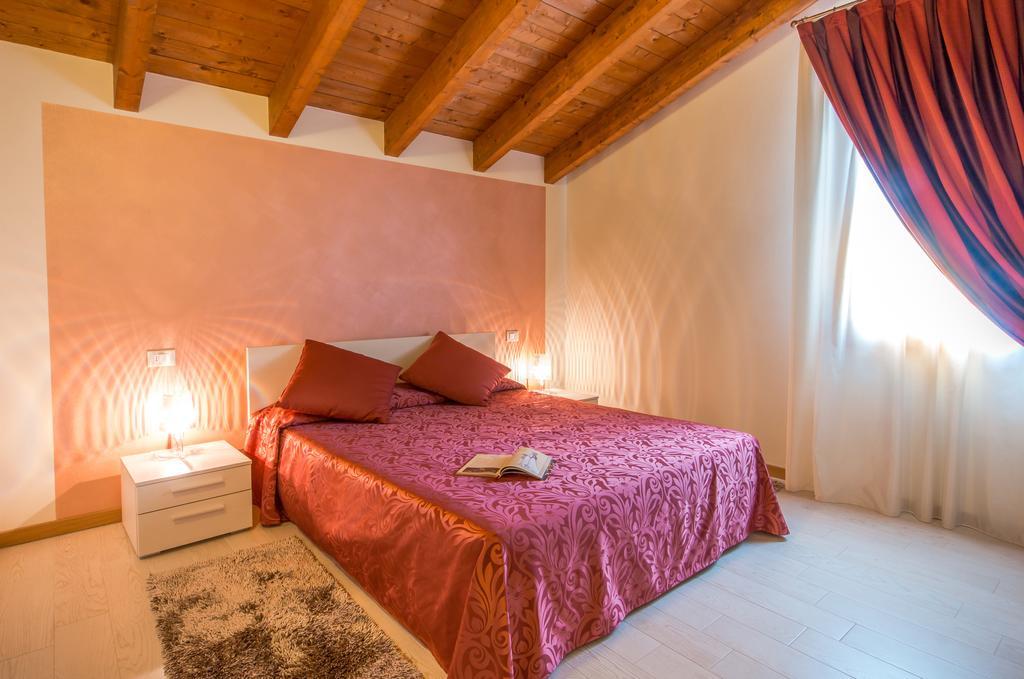 Agriturismo Ca' La Pergola Lugagnano Dış mekan fotoğraf