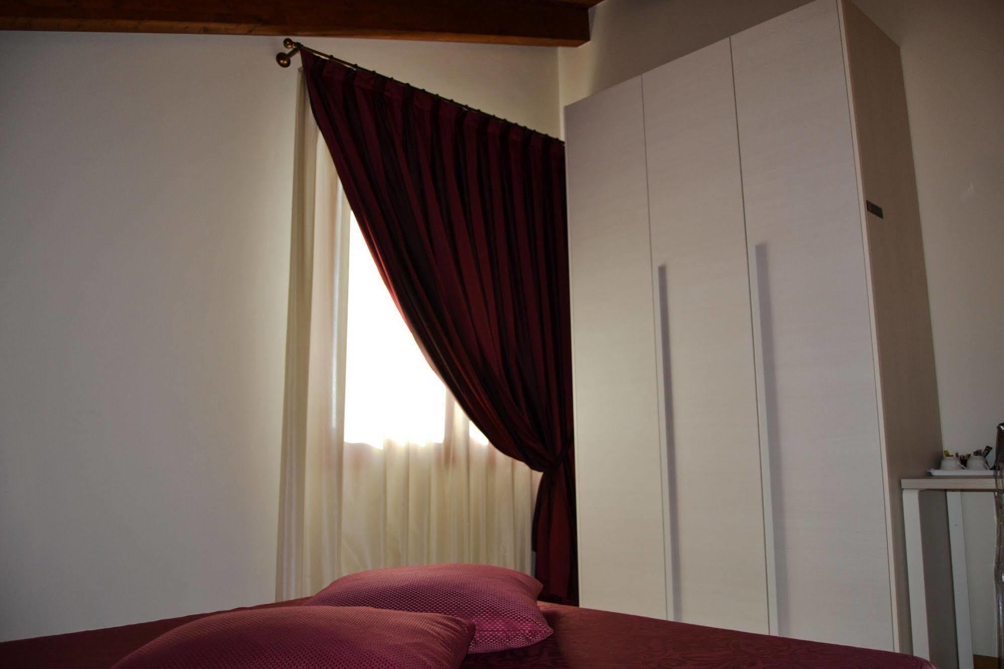 Agriturismo Ca' La Pergola Lugagnano Dış mekan fotoğraf